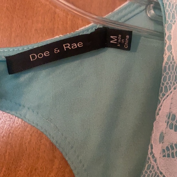 Excellent condition Doe & Rae dress - Picture 3 of 4